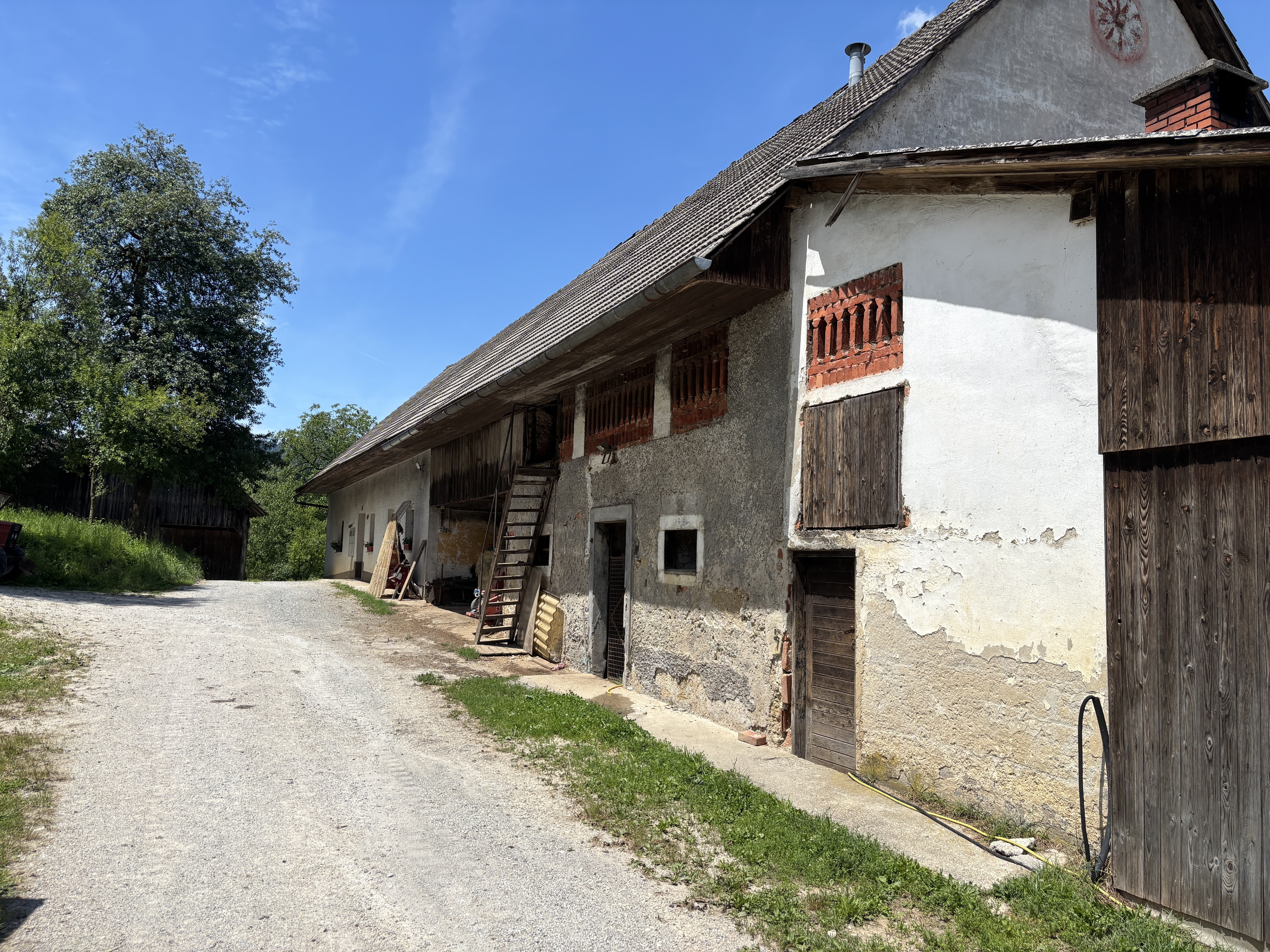 Pr' Mihovc, Žlebe